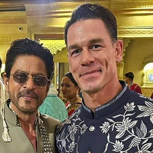 শাহরুখ খান থেকে অবিরাম অনুপ্রেরণা পায় হলিউডের জনপ্রিয় তারকা জন সিনা