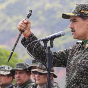 চিন-রাশিয়া-ইরানের দিকে ঝুঁকছে ভেনেজুয়েলা, পুতিন-শি’র কাছে মাদুরোর চিঠি