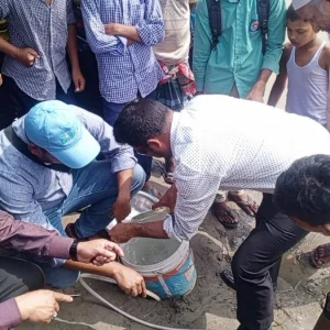 গোদাগাড়ীতে পদ্মা পাড়ে মিলেছে মিথেন গ্যাসের উপস্থিতি