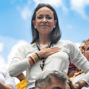 শাসন পরিবর্তনে নিজ দেশে বিদেশি আক্রমণের পক্ষে নোবেলজয়ী মাচাদো