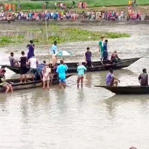 মাদারগঞ্জে নৌকা ডুবি ট্র্যাজেডি: সবশেষ শিশুর মরদেহ ভেসে উঠলো নদীতে