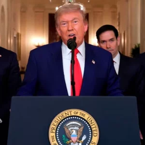 ‘যুদ্ধ বিভাগকে প্রস্তুত থাকার নির্দেশ দিচ্ছি’, নাইজেরিয়ায় যুদ্ধের প্রস্তুতি ঘোষণা ট্রাম্পের