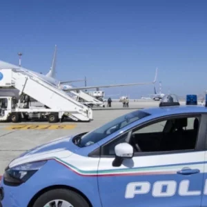 ১২০ জনের বেশি অবৈধ বাংলাদেশিকে ফেরত পাঠিয়েছে ইতালি