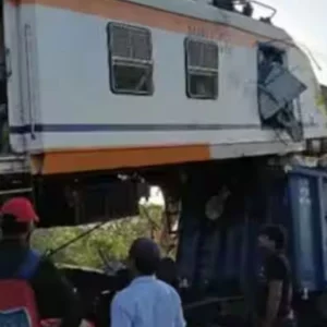 ভারতের ছত্তিশগড়ে যাত্রীবাহী ও মালবাহী ট্রেনের সংঘর্ষ, আহত ২