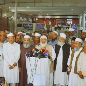 ‘মতানৈক্য থাকতে পারে, কিন্তু মতবিরোধ যেন না হয়’, দেশে ফিরে জামায়াত আমির