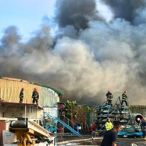 শাহজালাল বিমানবন্দরের পোড়া কার্গো কমপ্লেক্সের ভল্ট ভেঙে আগ্নেয়াস্ত্র চুরি