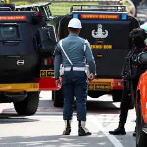 ইন্দোনেশিয়ায় জুমার নামাজের সময় মসজিদে বিস্ফোরণ, আহত অর্ধশতাধিক