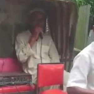 মাইকে ছোট ভাইয়ের সঙ্গে মারামারি ঘোষণা বড় ভাইয়ের