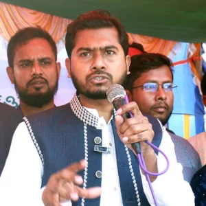 পাঁচ বছরের জন্য ঐক্যমতের জাতীয় সরকার গঠনের চেষ্টা চলছে: নুর