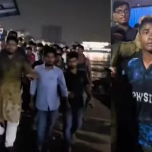 বুড়িগঙ্গায় জবির ১৫ শিক্ষার্থীকে নিয়ে নৌকাডুবি