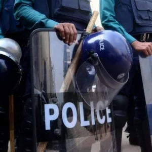 ১৩ নভেম্বর ঘিরে সতর্ক অবস্থানে ডিএমপির ৫০ থানার পুলিশ