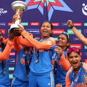 মেয়েদের বিশ্বকাপে দল বাড়ানোর সিদ্ধান্ত আইসিসির