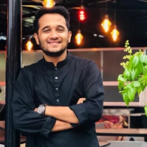 বগুড়ায় যাচ্ছেন মীর স্নিগ্ধ