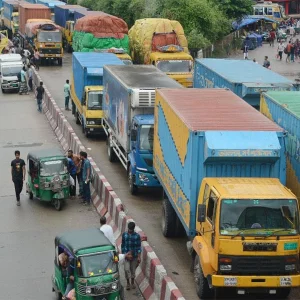 ঢাকা-চট্টগ্রাম মহাসড়কে পণ্যবাহী যানবাহনে ডাকাতি চলছেই