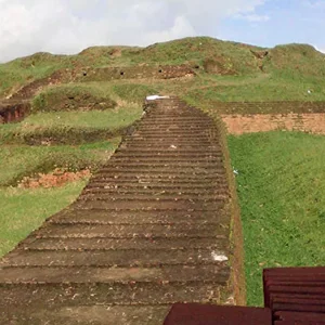 ১৮০০ বছরের পুরোনো নিদর্শন ‘ভরত রাজার দেউল’