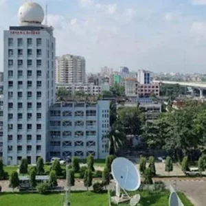 ঢাকার আবহাওয়া আজ শুষ্ক, অপরিবর্তিত থাকবে দিনের তাপমাত্রা