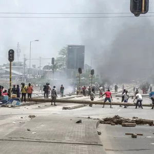 তানজানিয়ায় নির্বাচনী বিক্ষোভের পর ২৪০ জনের বিরুদ্ধে রাষ্ট্রদ্রোহের মামলা