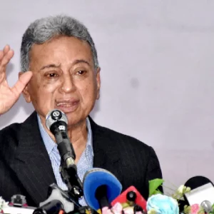 ঐকমত্যের চ্যাপ্টার ক্লোজড: খসরু