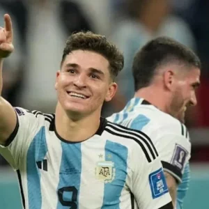 ট্যাটুহীন হুলিয়ান আলভারেজ, জনালেন বাবার উপদেশ