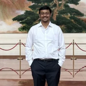 বন্ধু, একটা সিটের বিনিময়ে তোমার স্বপ্ন আর পতাকা বিক্রি করে দিও না: নাসীরুদ্দীন