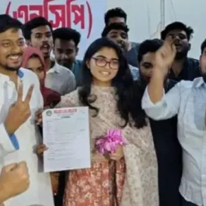 ঢাকা-৯ আসনে প্রার্থী হতে এনসিপির মনোনয়নপত্র কিনলেন তাসনিম জারা