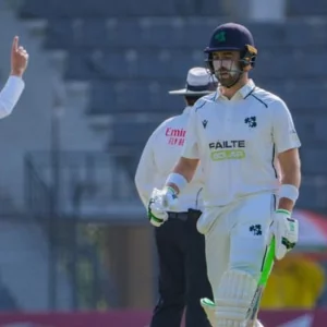 দ্বিতীয় সেশনে প্রথম ১১ বলে জোড়া উইকেট শিকার বাংলাদেশের 