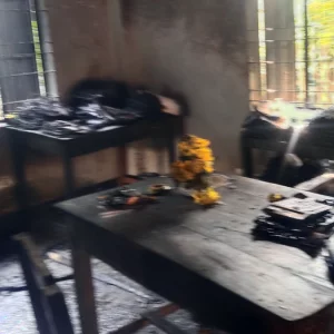 রাতের আঁধারে গ্রামীণ ব্যাংকের অফিসে পেট্রোল দিয়ে আগুন