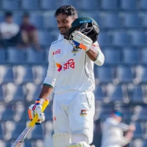 দেশের মাটিতে প্রথম সেঞ্চুরি জয়ের