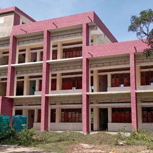 আড়াই বছরেও শেষ হয়নি দোতলা ভবনের কাজ, বৌদ্ধ বিহারে চলছে ক্লাস