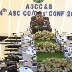 আর্মি সার্ভিস কোরকে প্রস্তুত থাকার আহ্বান সেনাপ্রধানের