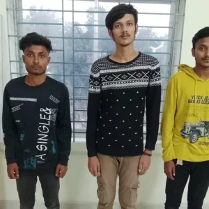 লকডাউন কর্মসূচি প্রস্তুতির সময় আওয়ামী লীগের ৩ কর্মী গ্রেপ্তার