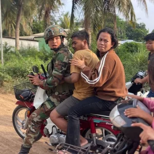 থাইল্যান্ড-কম্বোডিয়া নতুন উত্তেজনা, সরানো হচ্ছে সীমান্তের শত শত বাসিন্দাকে