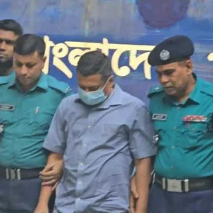 ট্রাইব্যুনালে আনা হয়েছে সাবেক আইজিপি মামুন, রায়ের তারিখ আজ