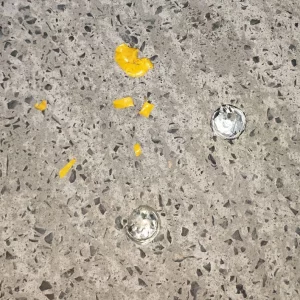 মাদারীপুরে বাস টার্মিনালে দুর্বৃত্তদের ককটেল বিস্ফোরণ