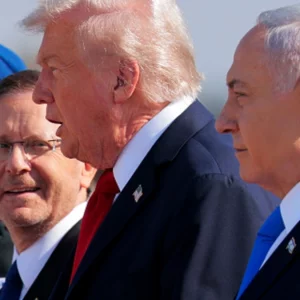 নেতানিয়াহুকে সম্পূর্ণ ক্ষমা করার আহ্বান ট্রাম্পের