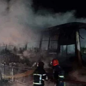 টাঙ্গাইল ও ফেনীতে দুই বাসে আগুন