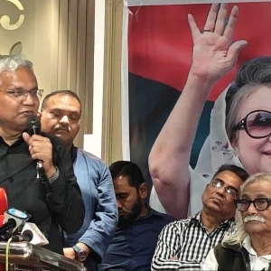 যুদ্ধের সময় সীমান্ত দিয়ে অনেকে পালালেও জিয়াউর রহমান যান নাই: ডা. জাহিদ