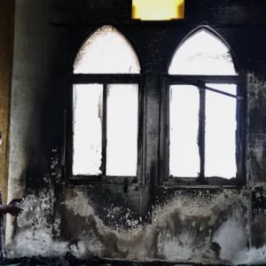 পশ্চিম তীরে মসজিদে অগ্নিসংযোগের ঘটনায় বিশ্বসম্প্রদায়ের তীব্র নিন্দা