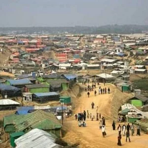 ক্যাম্প-জীবন ছেড়ে তৃতীয় দেশে পুনর্বাসন পেতে চায় রোহিঙ্গারা