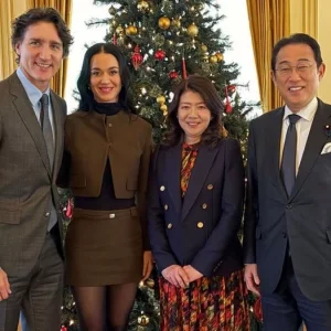 অবশেষে জাস্টিন ট্রুডো-কেটি পেরির প্রেমের আনুষ্ঠানিক ঘোষণা