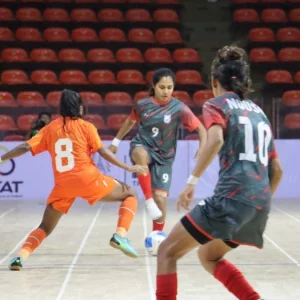 সাবিনার জোড়া গোলে ভারতকে উড়িয়ে দিলো বাংলাদেশ