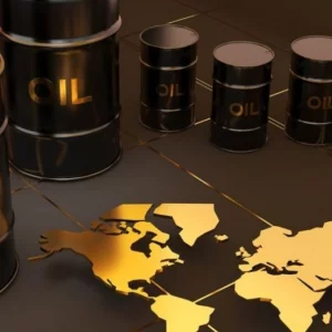 হরমুজ প্রণালি বন্ধ, জ্বালানি তেলের দাম বেড়েছে ১০ শতাংশ