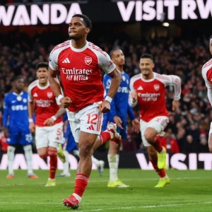 ডিফেন্ডারদের গোলে চেলসিকে হারালো আর্সেনাল