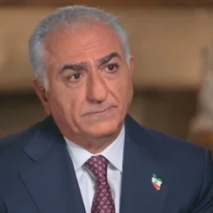 লাখ লাখ ইরানি আমার নাম ধরে ডাকছে, অন্তর্বর্তীকালীন নেতা হতে …