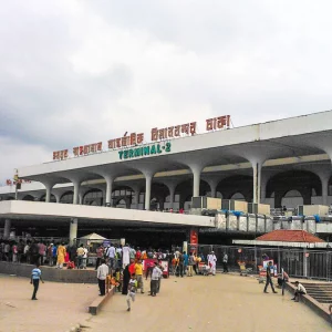 ১১ দিনে ঢাকা থেকে ৩৬৭ ফ্লাইট বাতিল: বেবিচক