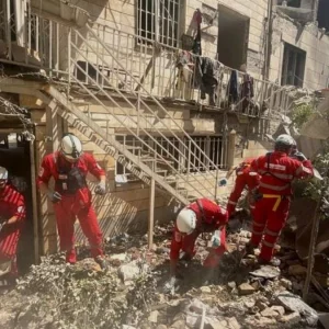 যুদ্ধে ইরানে প্রায় ২০ হাজার বেসামরিক ভবন ক্ষতিগ্রস্ত: রেড ক্রিসেন্ট