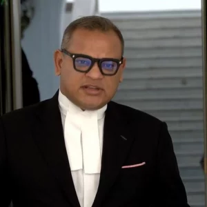 কার নির্দেশ বা অনুরোধে এই তিন মামলা ট্রাইব্যুনালে দায়ের করা হলো, প্রশ্ন আইনজীবীর