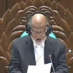 ত্রয়োদশ সংসদের সভাপতিত্ব করছেন ড. খন্দকার মোশাররফ হোসেন