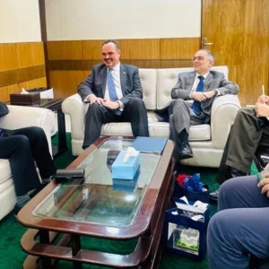 কেন রাশিয়া থেকে জ্বালানি কিনতে যুক্তরাষ্ট্রের অনুমতি চাইলো বাংলাদেশ?