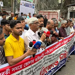 নতুন সরকারকে ‘মধুচন্দ্রিমা’ শেষ করে দ্রুত দেশের আইনশৃঙ্খলা ফেরানোর আহ্বান জানালেন সংখ্যালঘু নেতারা